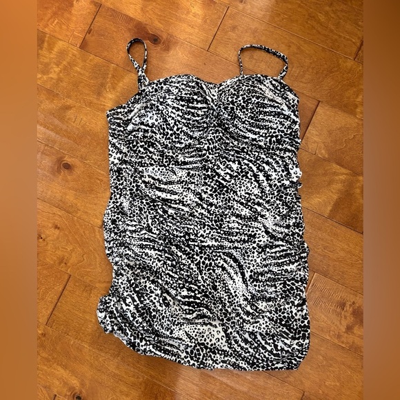 Kim Gravel x Swimsuits For All Other - Kim Gravel x Swimsuits For All Swimsuit Sz 24 Skirted 1-Piece Suit